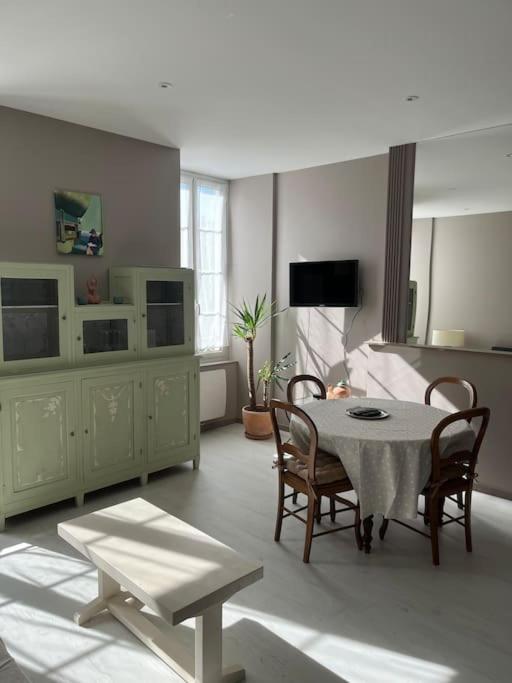 Superbe Appartement Plein Centre Millau Zewnętrze zdjęcie